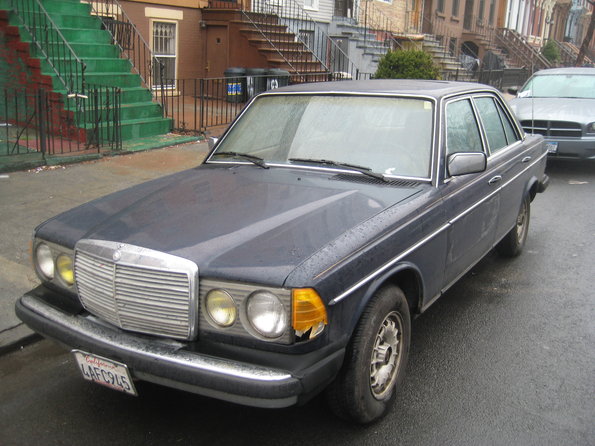  600 for a 1983 Mercedes 240D Oh it's gorgeous I want it so bad